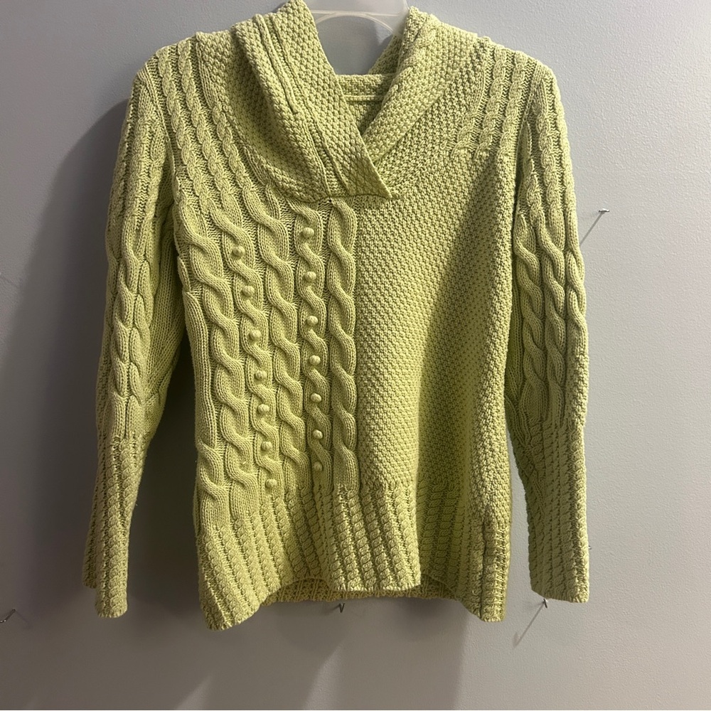 Cable Knit Sweater in Light Green